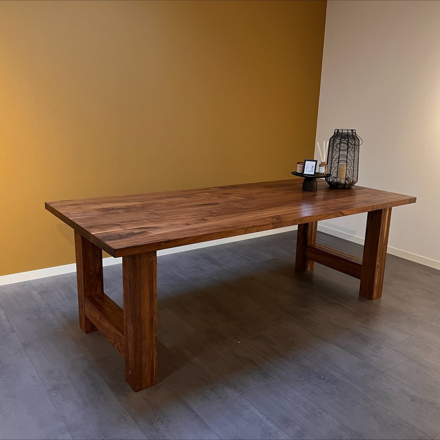 Massieve Noten Tafel met H-Poot | Amerikaans Notenhout 200x90x4 cm